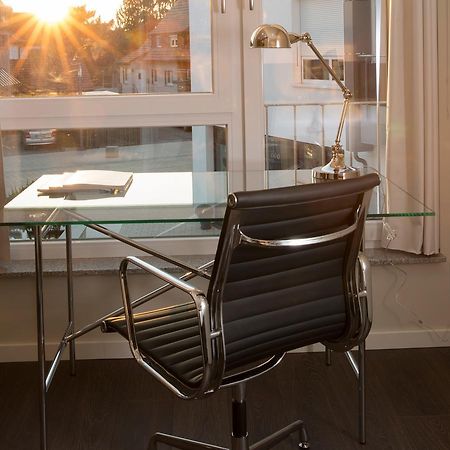 Logis First Class Business Suites เรนนิงเงน ภายนอก รูปภาพ