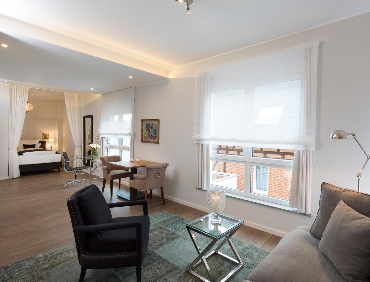 Logis First Class Business Suites เรนนิงเงน ห้อง รูปภาพ